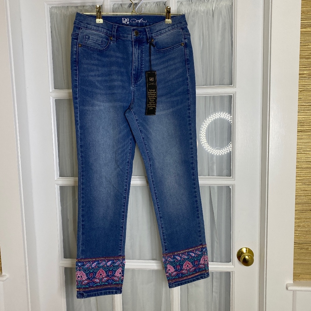 Denim jeans embroidered along leg opening; 6; new; DG2